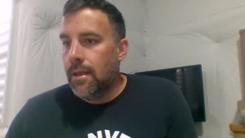 Just me online show from 11/04/25, 05:34