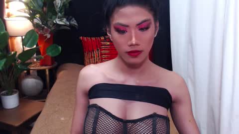 Sunny online show from 01/03/25, 04:33