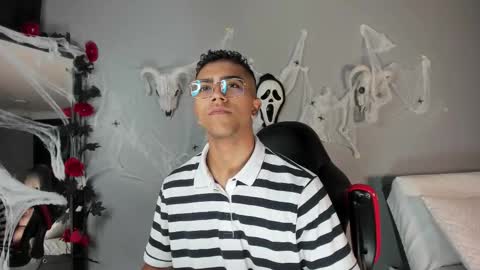 colstorw_ online show from 10/30/25, 10:38