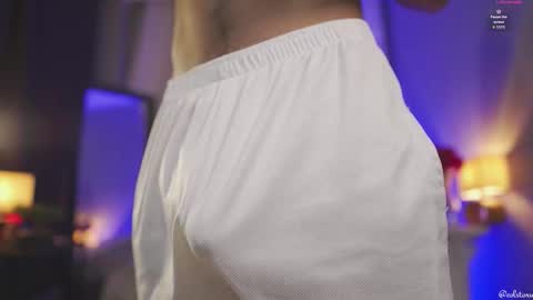 colstorw_ online show from 02/17/26, 10:34