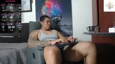 Snapshot of coltonmassif_ chatting on 05/15/26, 10:00 coltonmassif_ online show from 05/15/26, 10:00