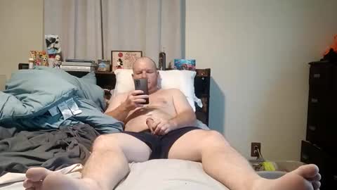 Snapshot of comegetmeinthemorning chatting on 05/09/26, 03:28 comegetmeinthemorning online show from 05/09/26, 03:28