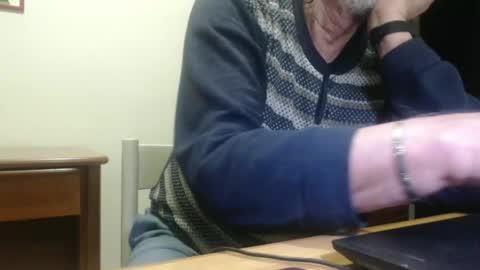 comemivuoi2 online show from 02/01/26, 03:16