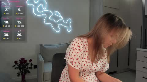 Snapshot of cometoseeme_ chatting on 01/26/25, 05:02 Alice online show from 01/26/25, 05:02