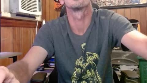 Nelson or ComicKing and sometime Peachy143 online show from 10/18/25, 12:13