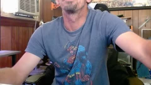 Snapshot of comic_king27 chatting on 06/19/26, 09:40 Nelson or ComicKing and sometime Peachy143 online show from 06/19/26, 09:40