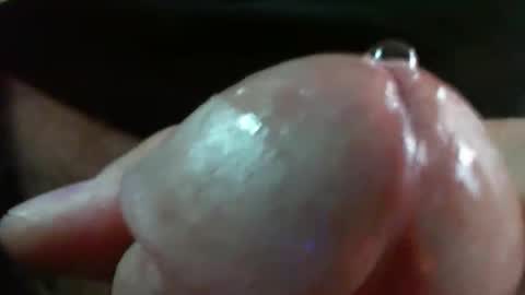 Snapshot of comox1961 chatting on 11/14/25, 08:35 comox online show from 11/14/25, 08:35