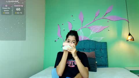 C O N N I E online show from 10/17/25, 08:55