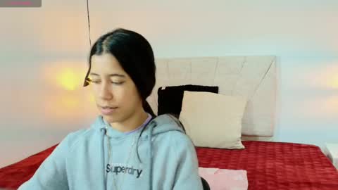 C O N N I E online show from 02/03/26, 07:41