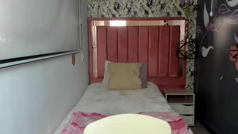 C O N N I E online show from 02/20/26, 02:06