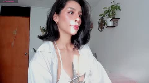 connie    online show from 01/06/25, 01:08