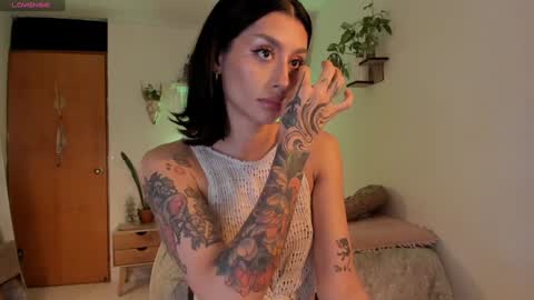 connie    online show from 01/09/25, 10:41