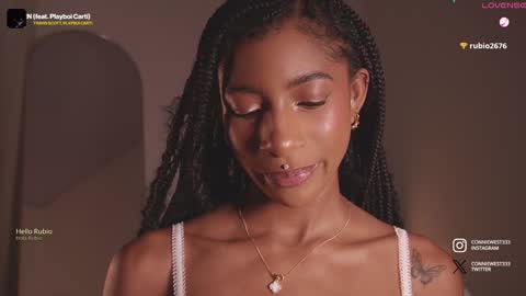   independent model online show from 12/24/24, 09:44