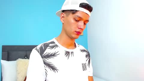 Connor online show from 02/01/25, 06:51