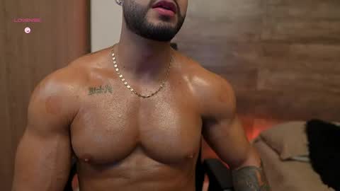 connor_h1 online show from 04/19/26, 04:23