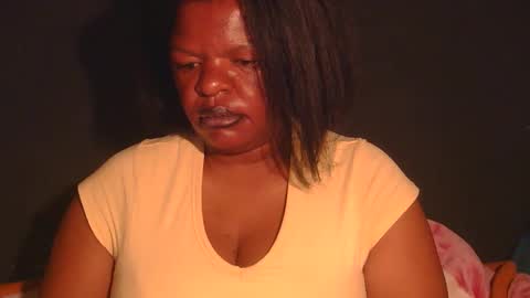 Snapshot of conny685249 chatting on 06/05/26, 02:07 conny online show from 06/05/26, 02:07