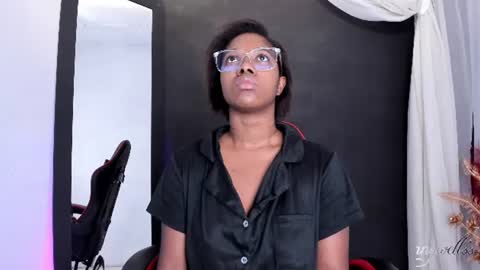 Snapshot of connywellss chatting on 07/12/26, 02:08 Nilo Solem online show from 07/12/26, 02:08