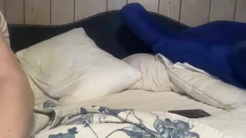 conortho96 online show from 12/22/24, 08:05