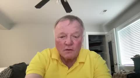 Snapshot of cookoosnest chatting on 12/23/24, 11:39 cookoosnest online show from 12/23/24, 11:39