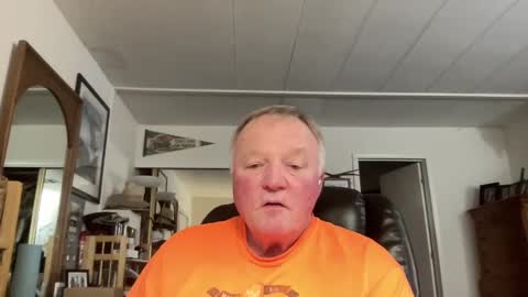 Snapshot of cookoosnest chatting on 02/05/25, 02:08 cookoosnest online show from 02/05/25, 02:08