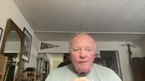 Snapshot of cookoosnest chatting on 10/13/25, 03:50 cookoosnest online show from 10/13/25, 03:50