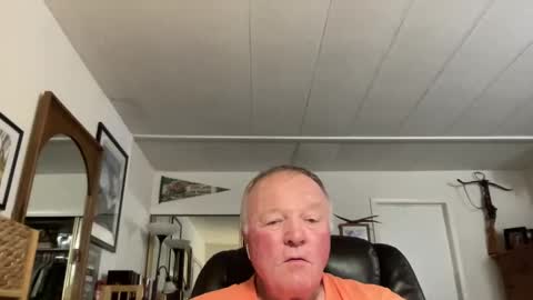 Snapshot of cookoosnest chatting on 11/09/25, 04:33 cookoosnest online show from 11/09/25, 04:33