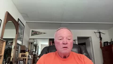 Snapshot of cookoosnest chatting on 05/17/26, 04:36 cookoosnest online show from 05/17/26, 04:36