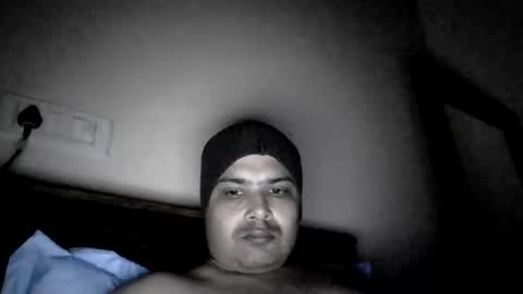 Cool Breeze09 online show from 10/26/25, 04:35