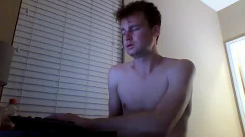 cooldude122222 online show from 01/03/25, 06:01