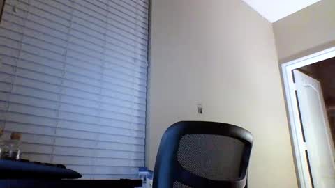 cooldude122222 online show from 01/08/25, 03:40