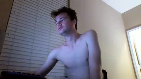 cooldude122222 online show from 01/25/25, 05:51