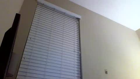 cooldude122222 online show from 02/22/25, 12:29