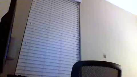 cooldude122222 online show from 03/02/25, 06:37