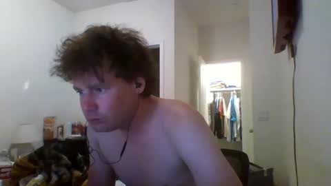 cooldude122222 online show from 09/17/25, 02:57