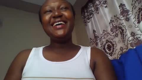 coolgirl001 online show from 11/04/25, 08:35