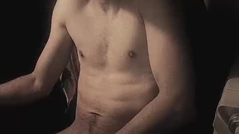 Snapshot of coolmementox chatting on 01/17/25, 04:47 ChoveEnArrakis online show from 01/17/25, 04:47