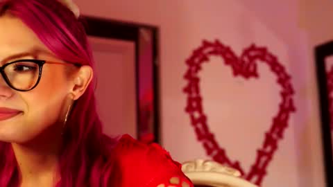 Ginger The Cringer online show from 12/18/25, 08:53