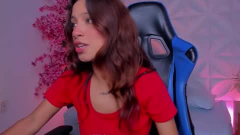  CORA  online show from 12/05/25, 01:20