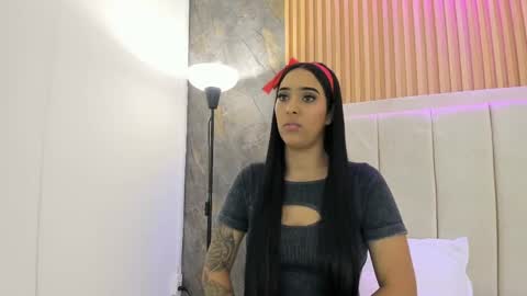 Coral Evans online show from 03/31/26, 08:20