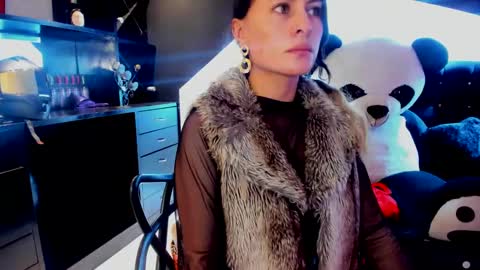 Coral  online show from 02/01/25, 12:05