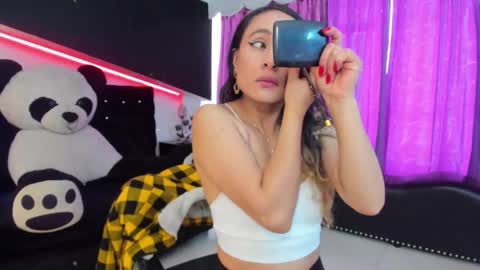 Coral  online show from 09/22/25, 12:29