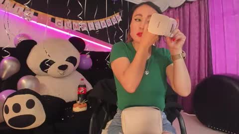 Coral  online show from 03/31/26, 01:11