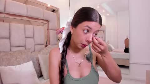 Coral online show from 10/11/25, 03:21