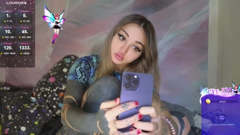 coralie20 online show from 01/18/25, 11:00