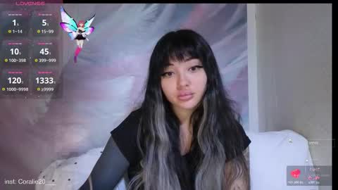 coralie20 online show from 11/25/25, 09:53