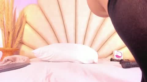 Juana Michelle 3 online show from 07/29/26, 12:47