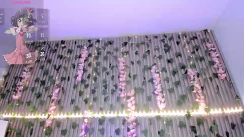 coralineross_ online show from 11/11/25, 11:10