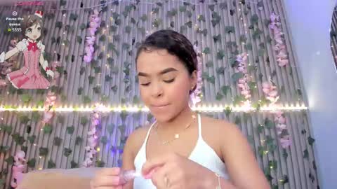 coralineross_ online show from 11/24/25, 10:59
