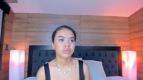 Snapshot of coralineross_ chatting on 01/09/26, 11:02 coralineross_ online show from 01/09/26, 11:02