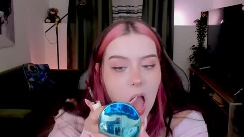 little girl who is always right or just Cora online show from 04/25/26, 03:20